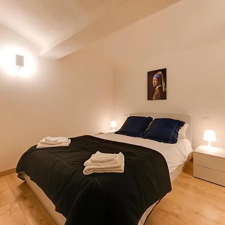 Centro Storico - 2 - 1 Bagno - Free Wi-fi * Módena